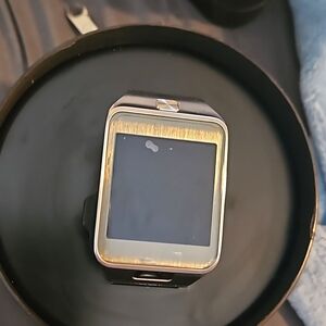 NIB SMART WATCH Samsung Gear 2 Classic still Screen Protect Makes It Look Discol